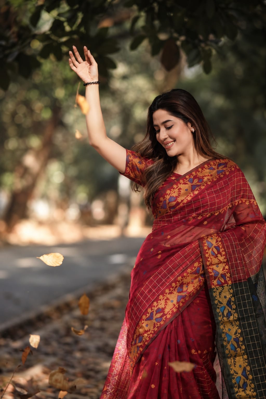 Premium Cotton Jamdani — Royal Heritage Meroon & Black - Image 4